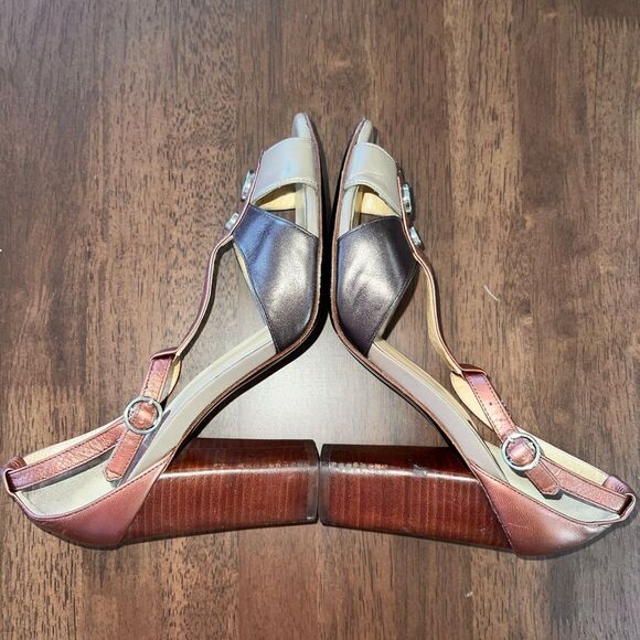 Cole Haan NikeAir Leather T-Strap Heels Metallic Gold Copper Bronze 8.5 Classic - Picture 4 of 6